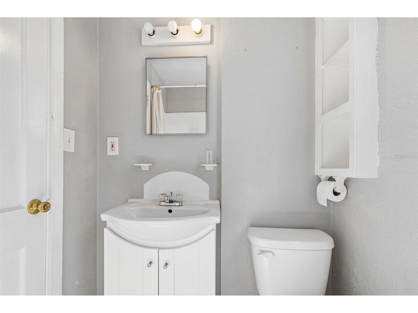1011 14th Street N Saint Petersburg FL 33705 TB8523224 image36