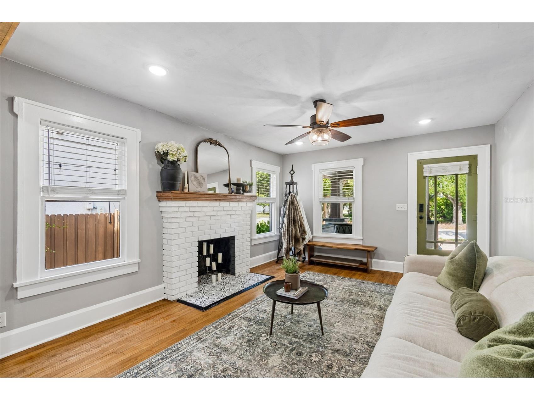 1011 14th Street N Saint Petersburg FL 33705 TB8523224 image6