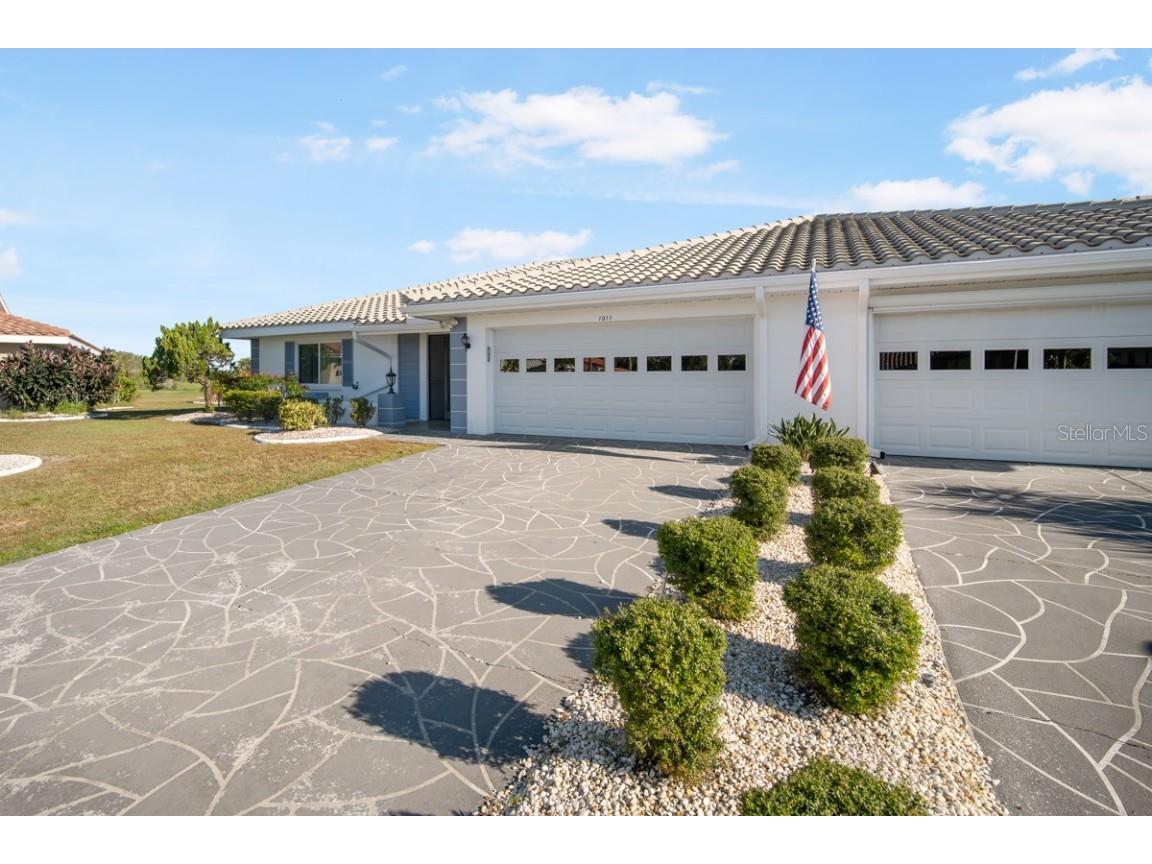 1011 Ardmore Way Sun City Center FL 33573 T3480168 image1
