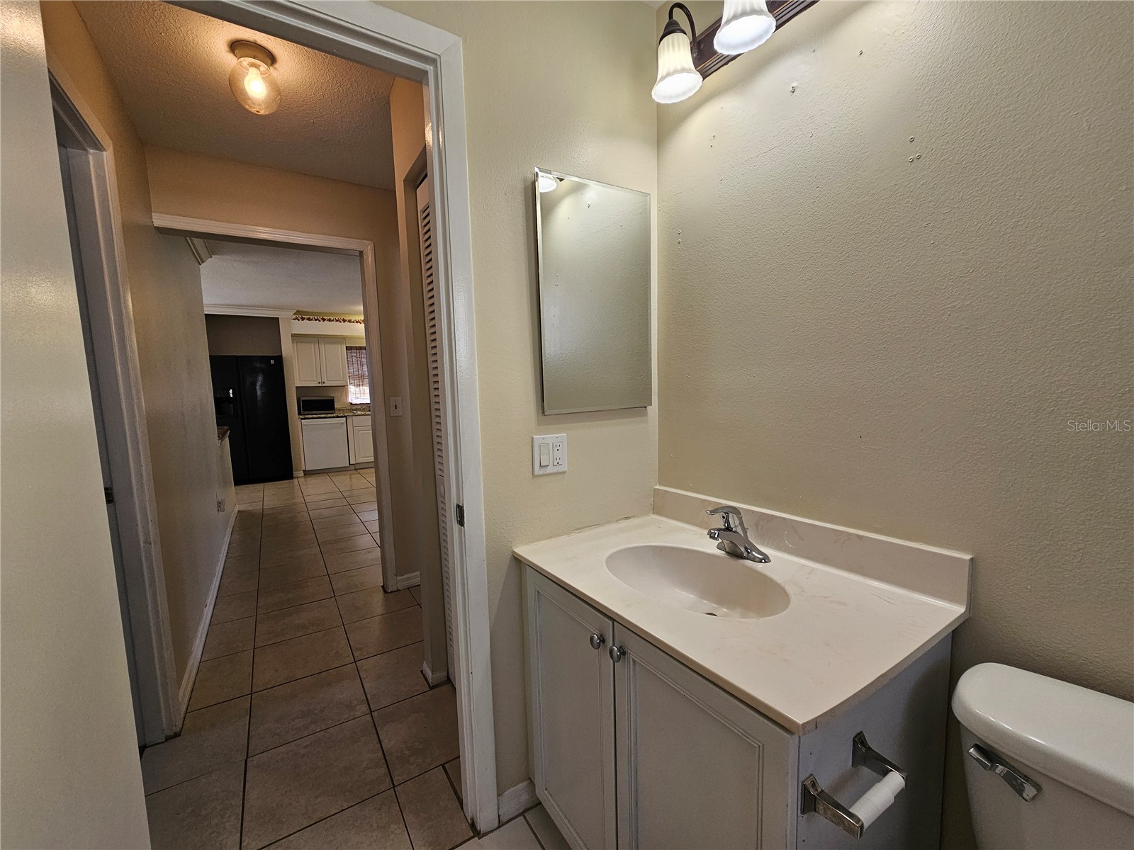 1011 Bacon Avenue Sarasota FL 34232 A4681625 image36