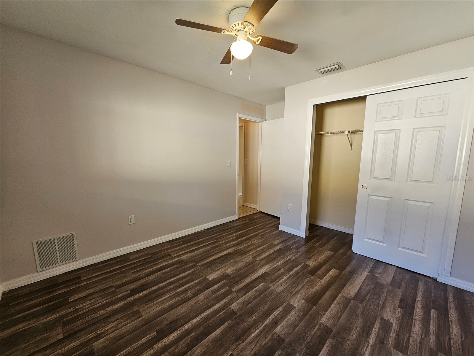1011 Bacon Avenue Sarasota FL 34232 A4681625 image40