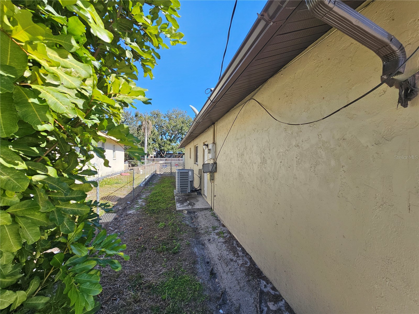 1011 Bacon Avenue Sarasota FL 34232 A4681625 image62