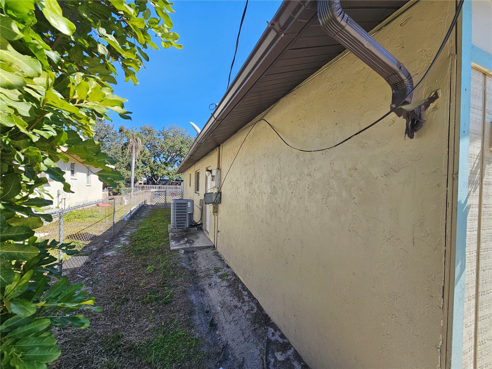 1011 Bacon Avenue Sarasota FL 34232 A4681625 image63