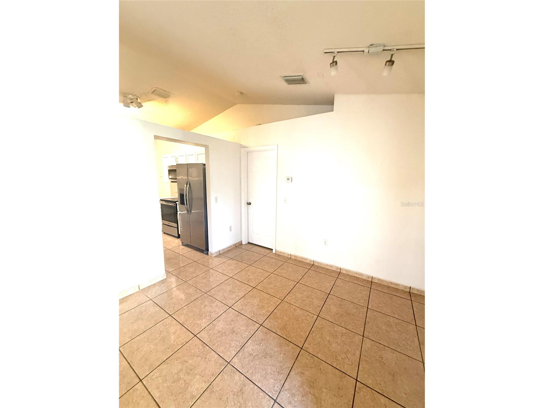 1011 Cannes Drive Kissimmee FL 34759 O6398266 image4