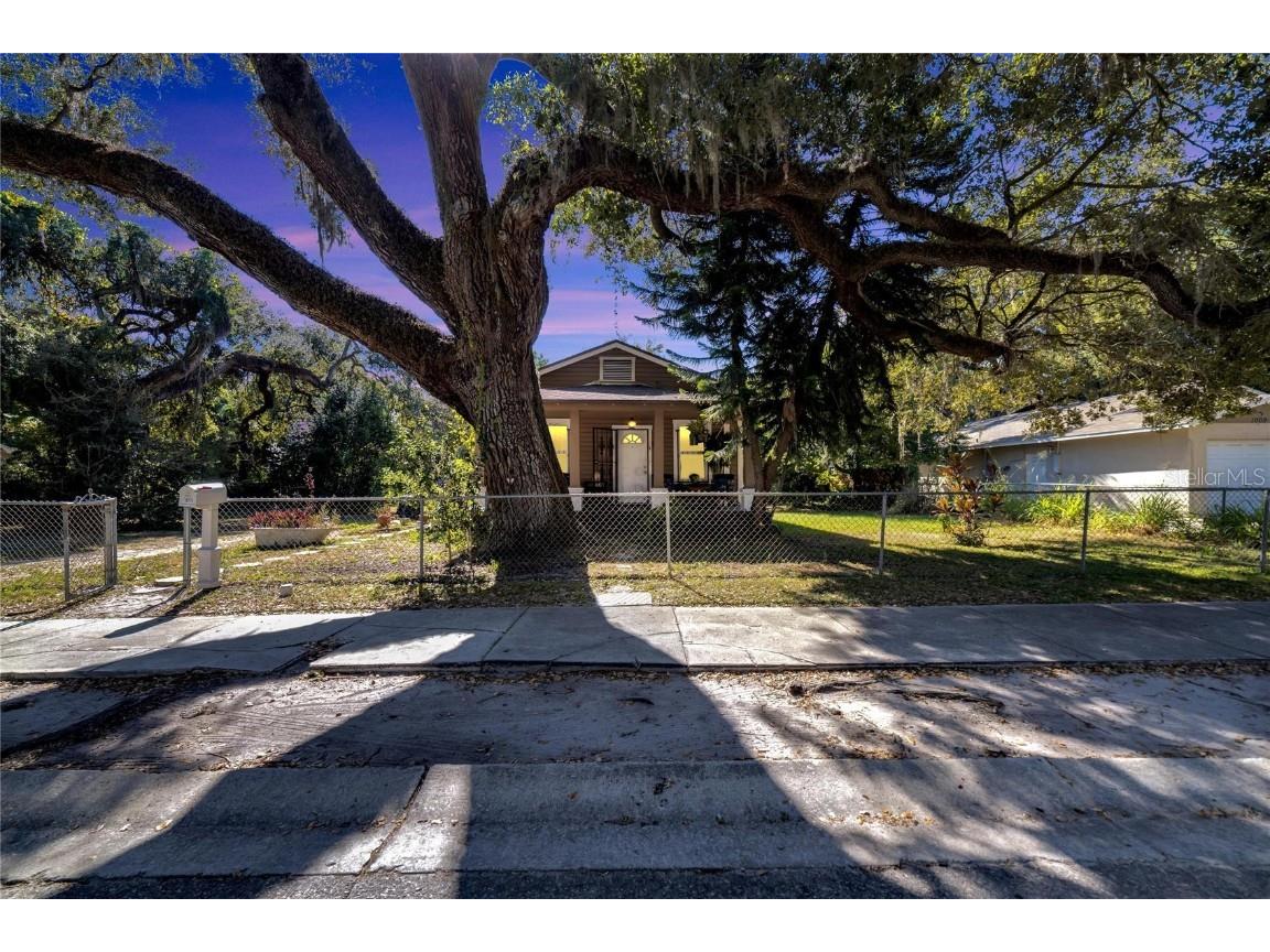 1011 E 24th Avenue Tampa FL 33605 T3486971 image1