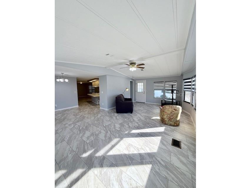 1011 Elizabeth Lane Lakeland FL 33809 L4958042 image17