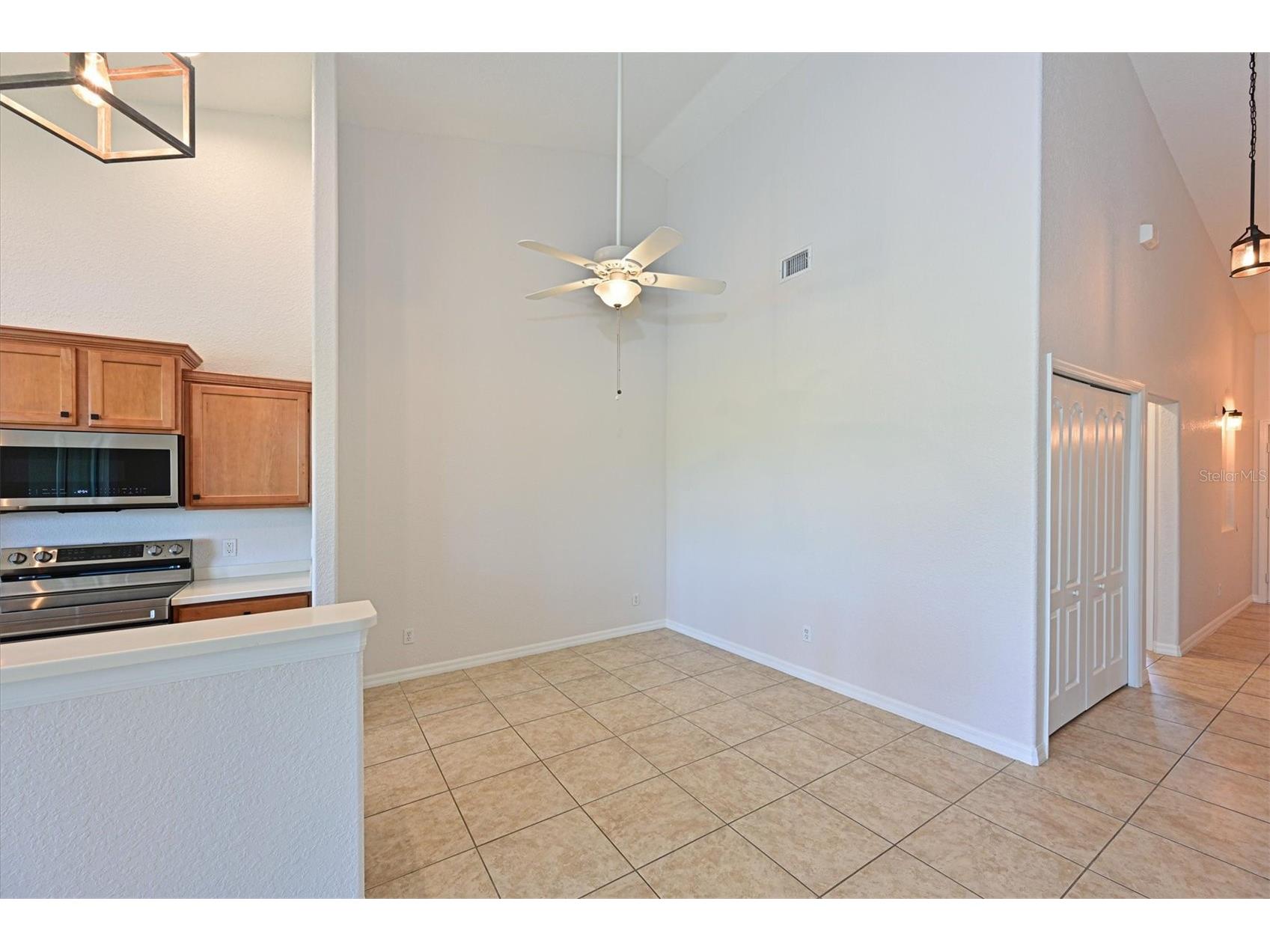 1011 Fairwaycove Lane #202 Bradenton FL 34212 A4690438 image20