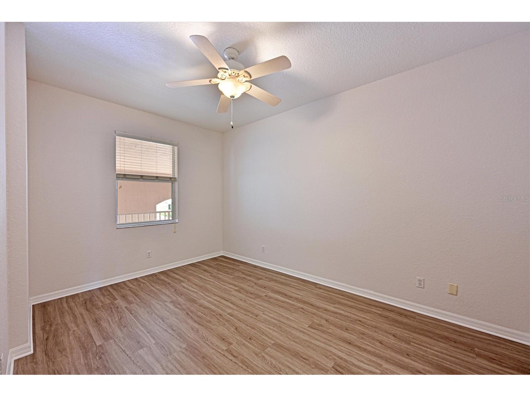 1011 Fairwaycove Lane #202 Bradenton FL 34212 A4690438 image25
