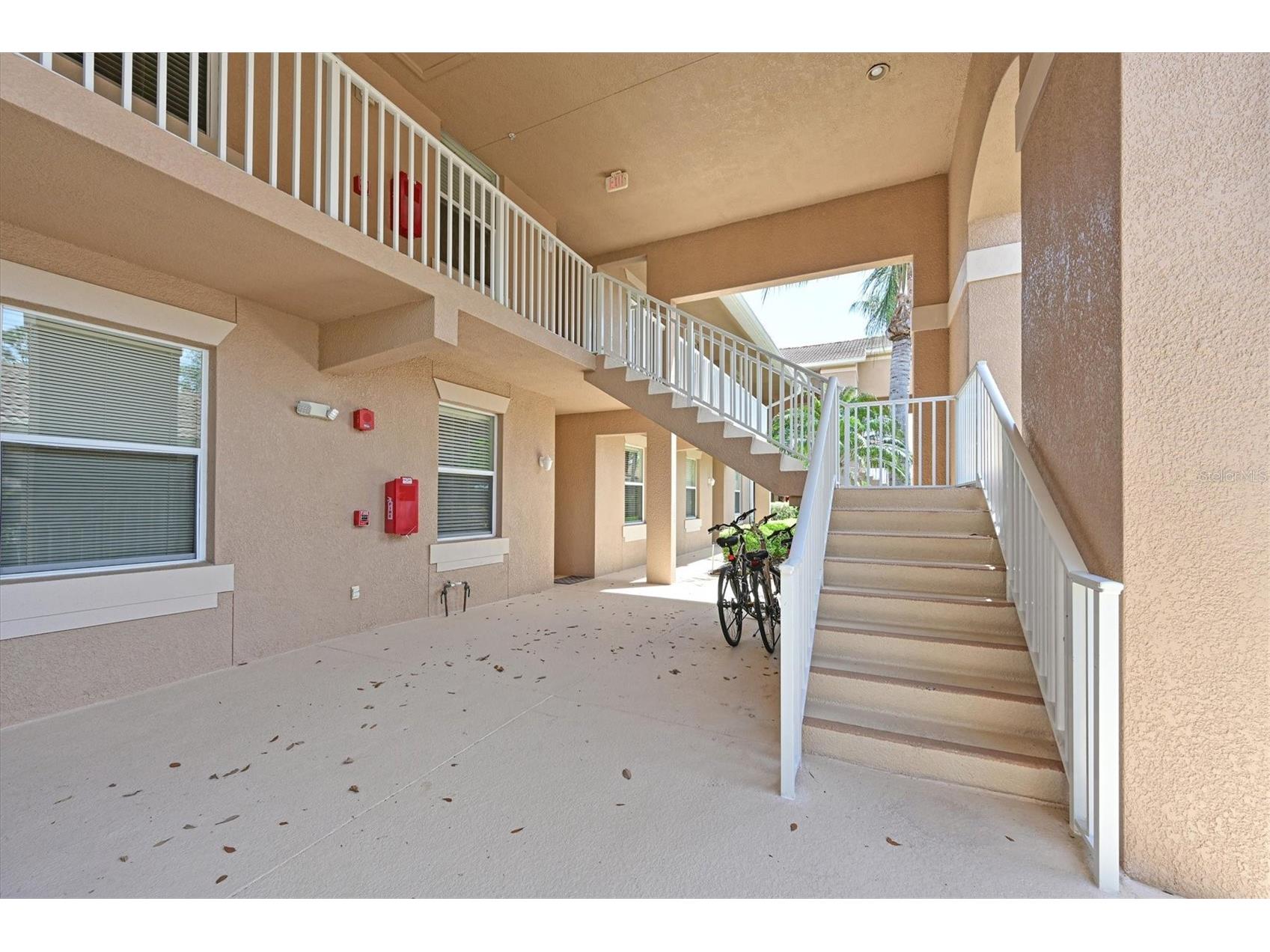 1011 Fairwaycove Lane #202 Bradenton FL 34212 A4690438 image33