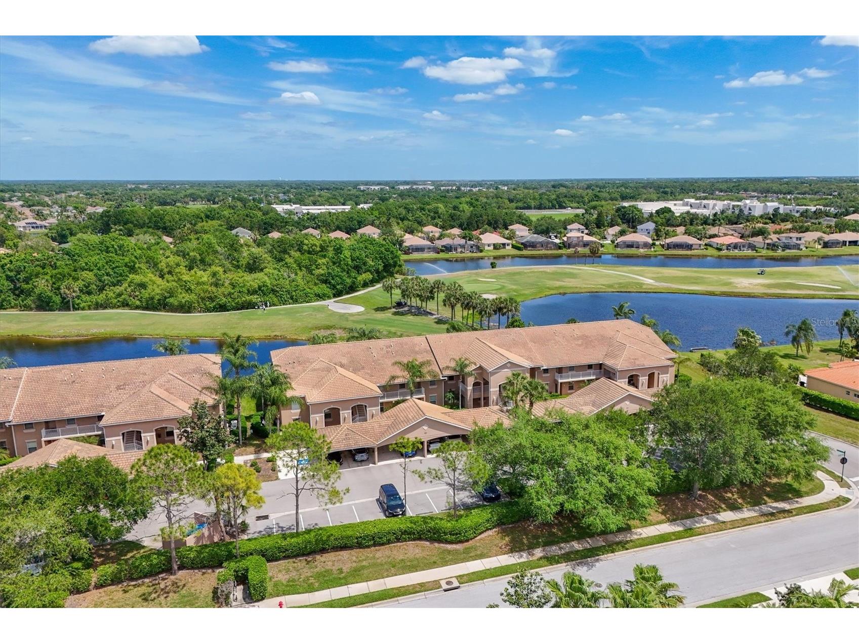 1011 Fairwaycove Lane #202 Bradenton FL 34212 A4690438 image35