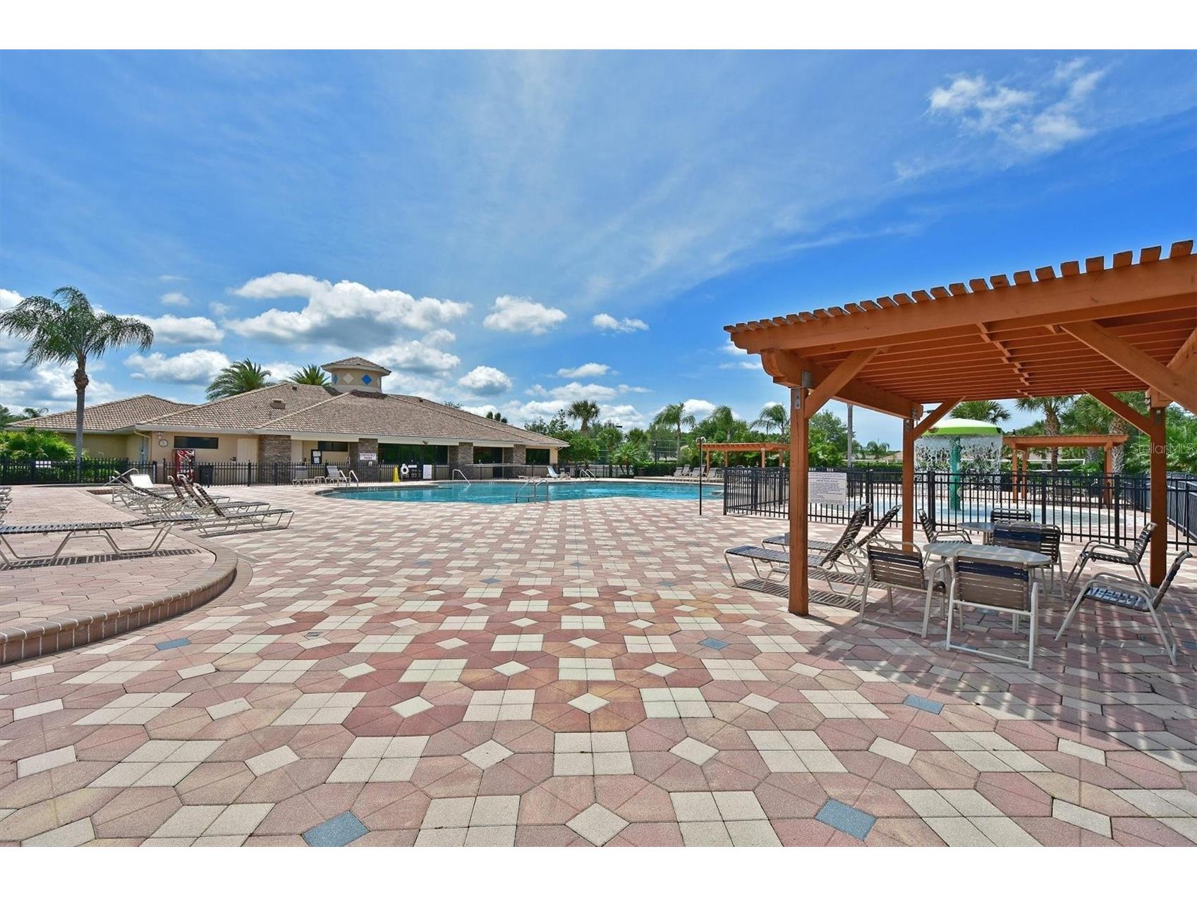 1011 Fairwaycove Lane #202 Bradenton FL 34212 A4690438 image47