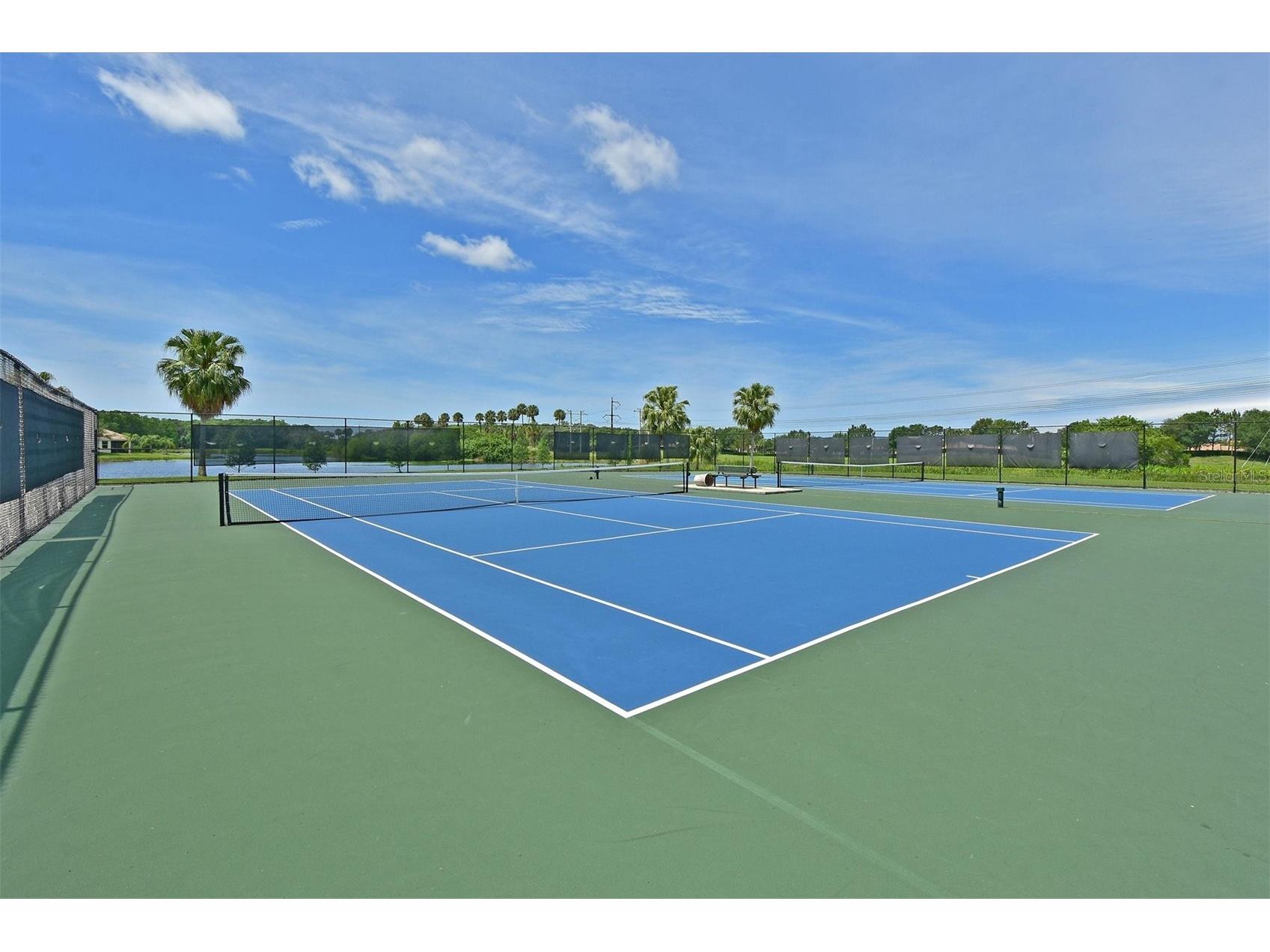 1011 Fairwaycove Lane #202 Bradenton FL 34212 A4690438 image49