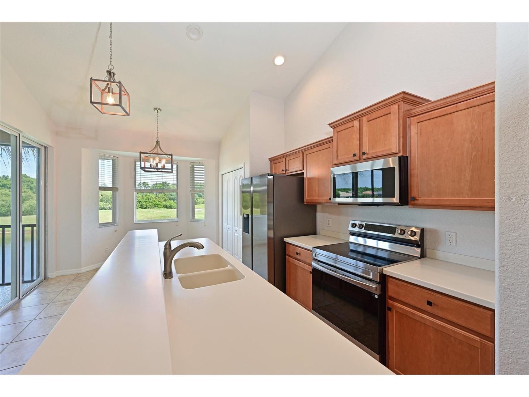 1011 Fairwaycove Lane #202 Bradenton FL 34212 A4690438 image9
