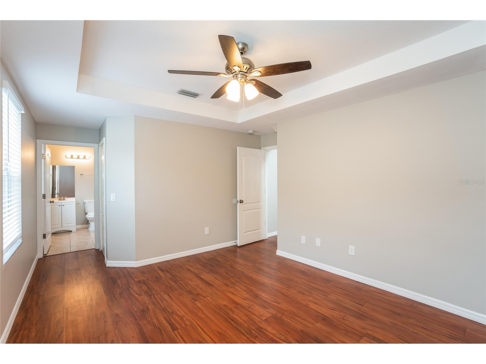 1011 Lake Shore Ranch Drive Seffner FL 33584 C7525631 image5