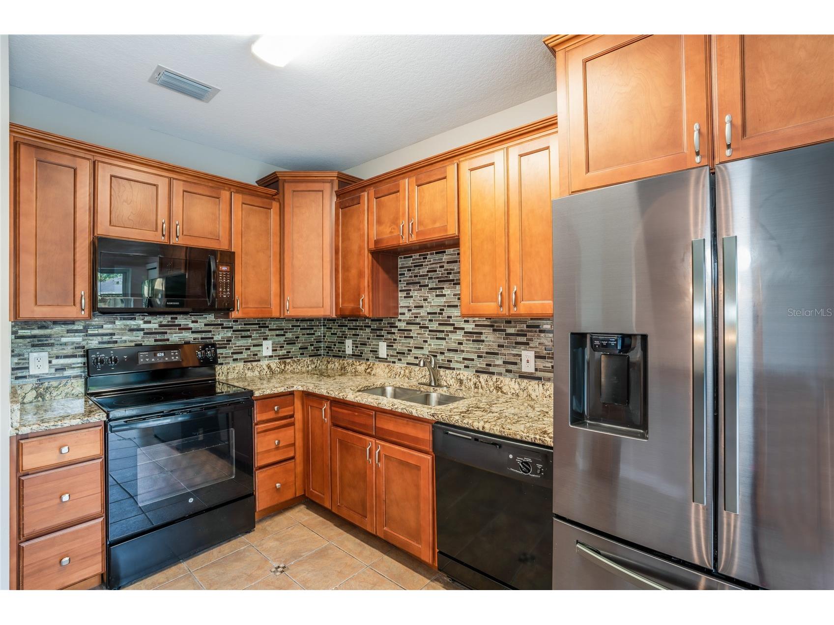 1011 Lake Shore Ranch Drive Seffner FL 33584 C7525631 image6