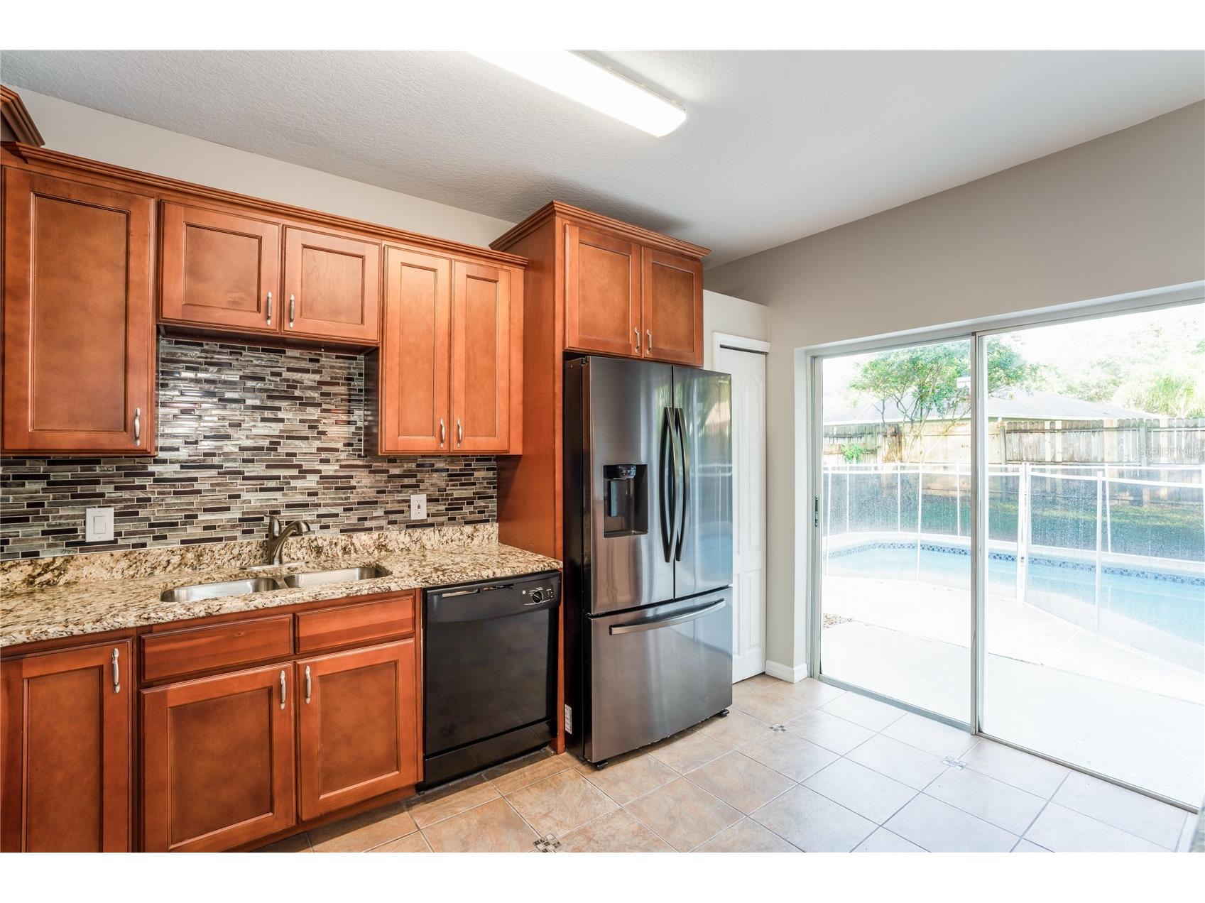 1011 Lake Shore Ranch Drive Seffner FL 33584 C7525631 image7