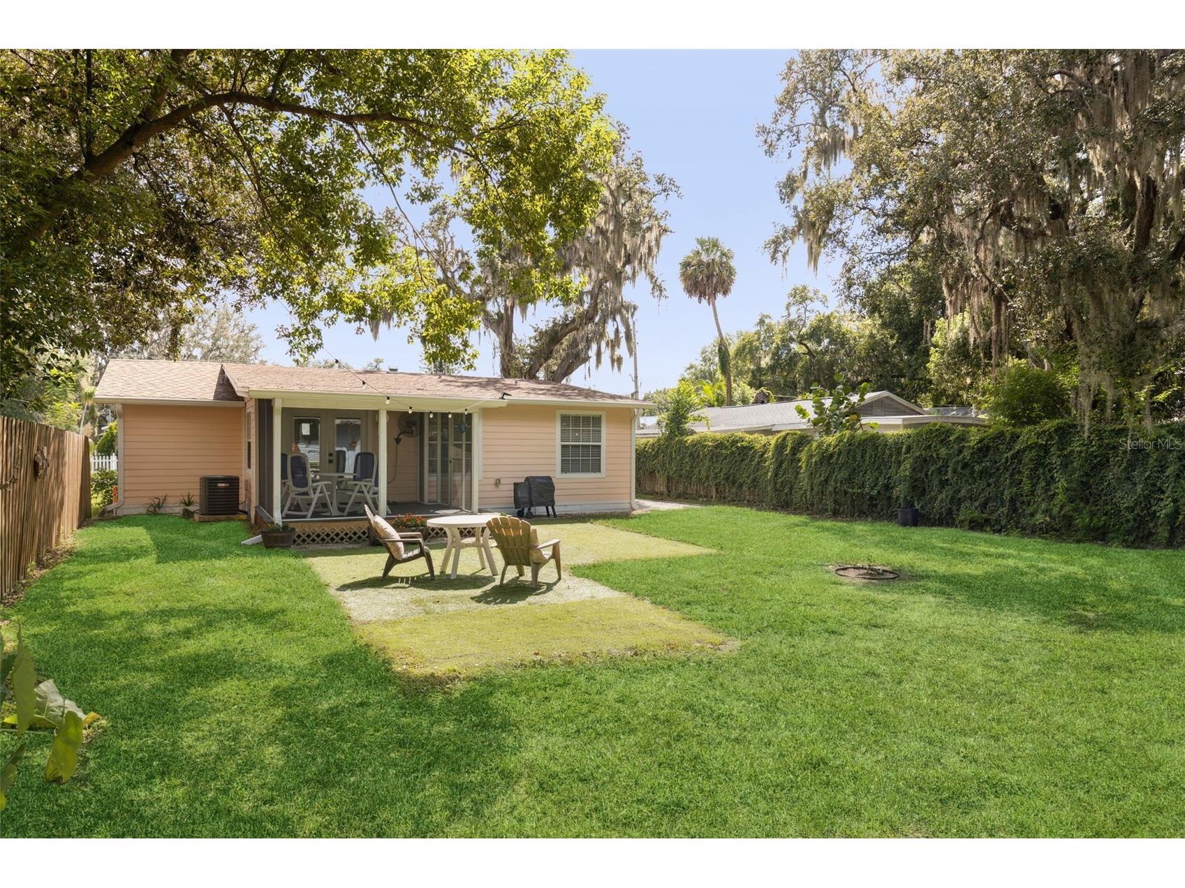 1011 Liberty Avenue Mount Dora FL 32757 O6350859 image25