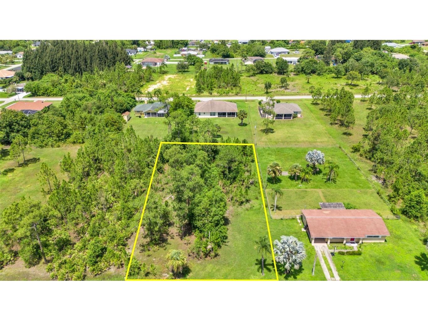 1011 Mcarthur Avenue Lehigh Acres FL 33936 T3543360 image1