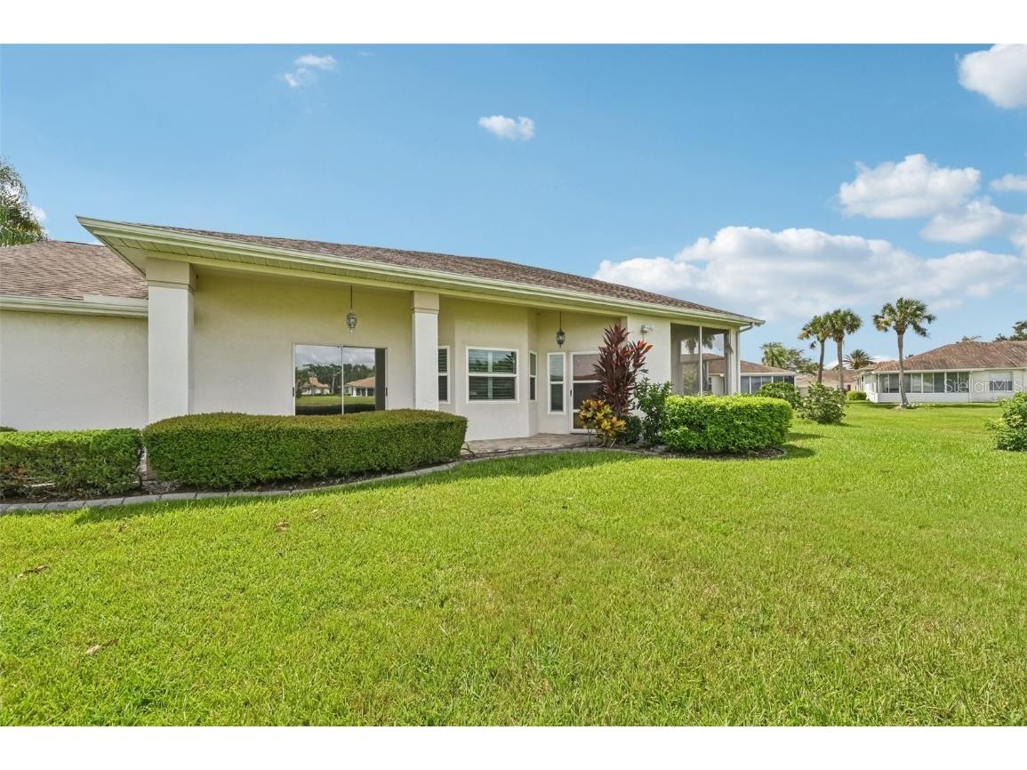 1011 Otter Mill Way Sun City Center FL 33573 TB8407802 image35