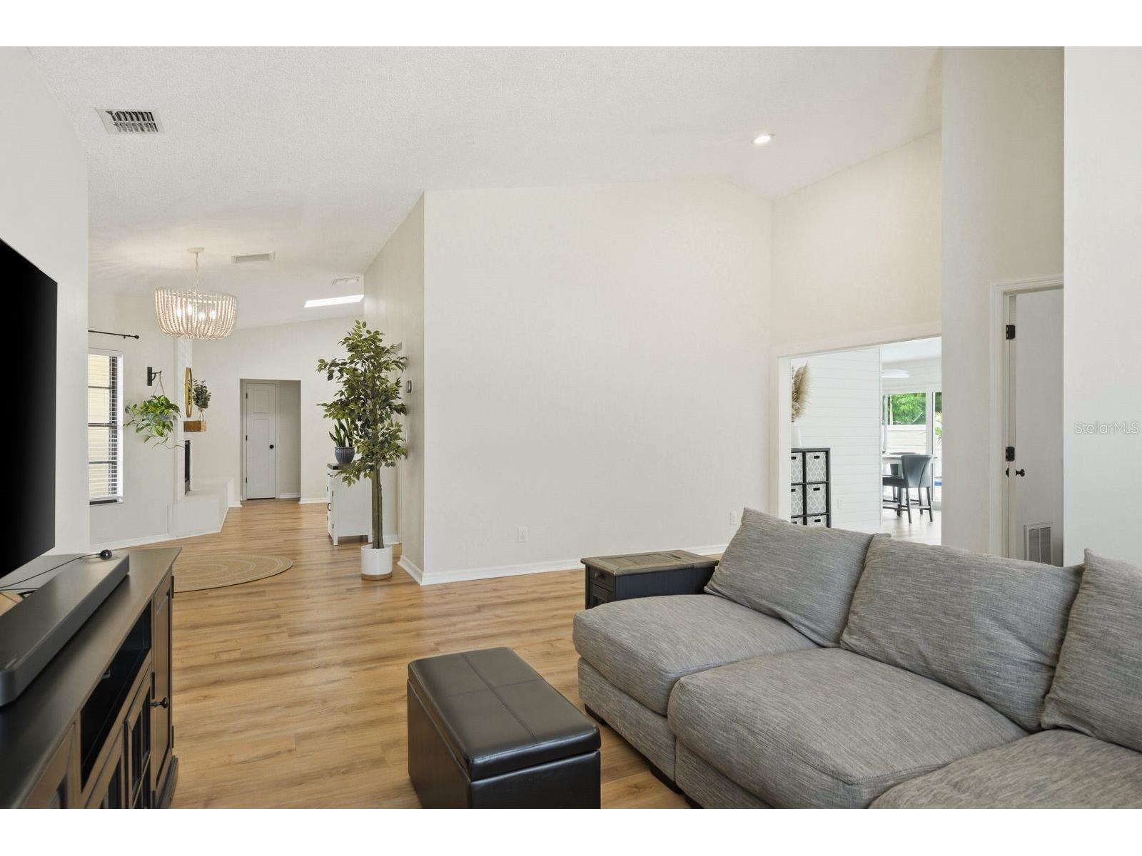 1011 Ridge Drive Palm Harbor FL 34683 TB8495674 image11