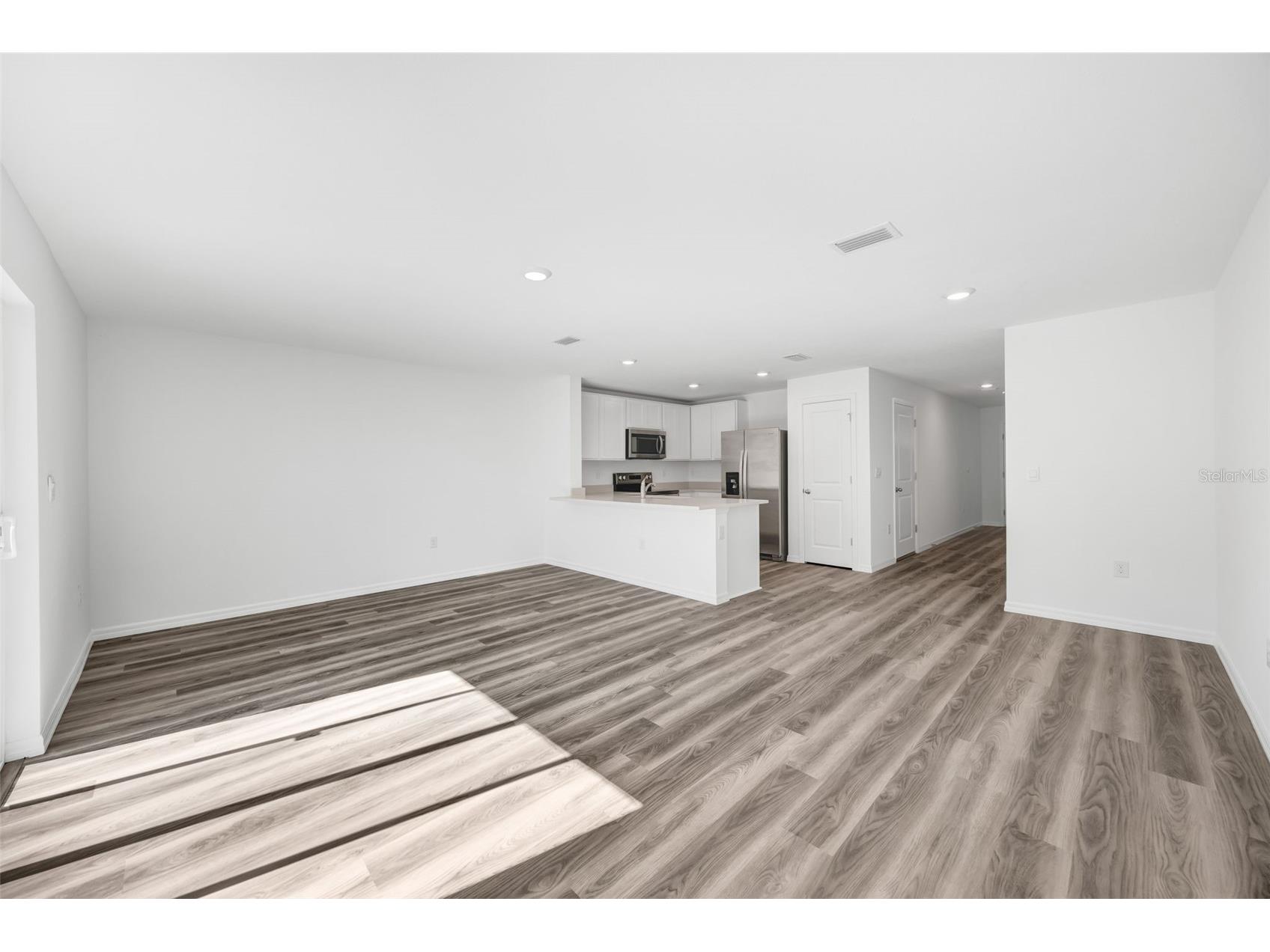 1011 Spotted Egret Loop Ruskin FL 33570 TB8468003 image10