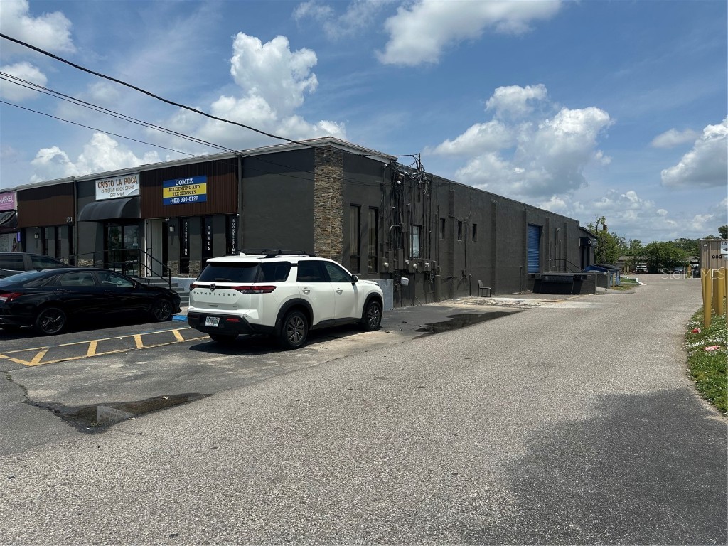 1011 W Lancaster Road Orlando FL 32809 G5062021 image4