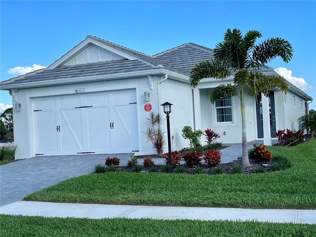 1011 Waterline Court Sarasota FL 34240 A4590269 image1