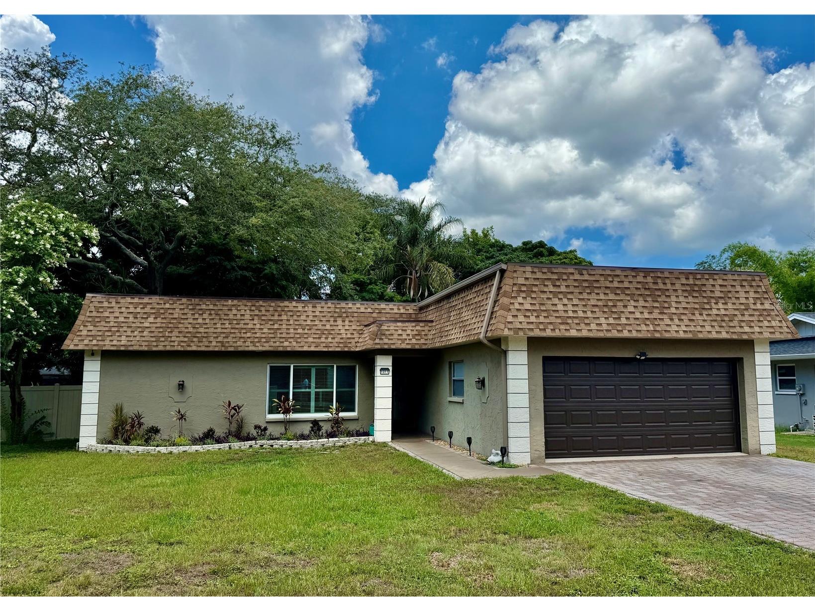 1011 Winding Oaks Drive Palm Harbor FL 34683 TB8525903 image1