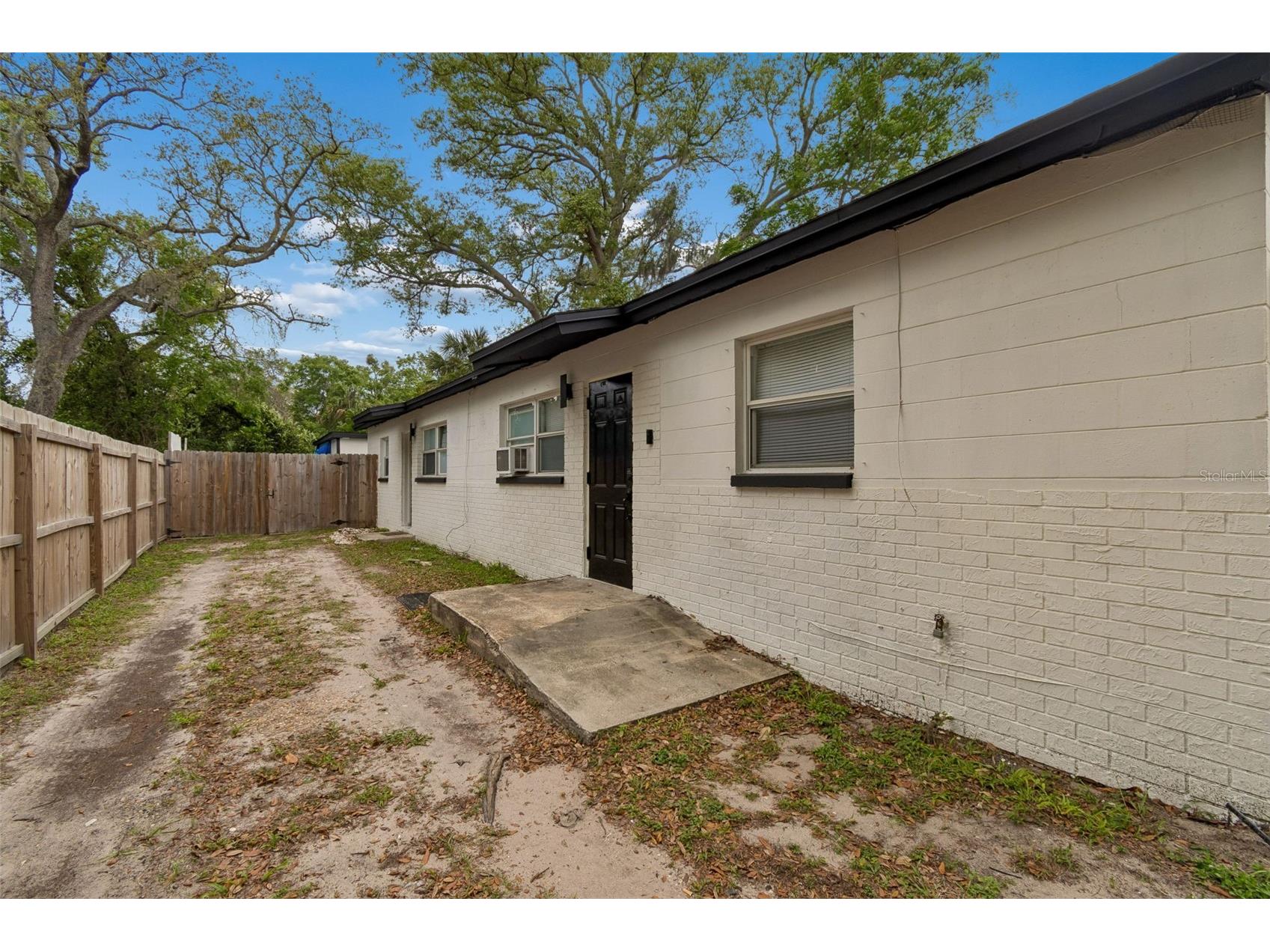 10110 N Lantana Avenue Tampa FL 33612 TB8494996 image1