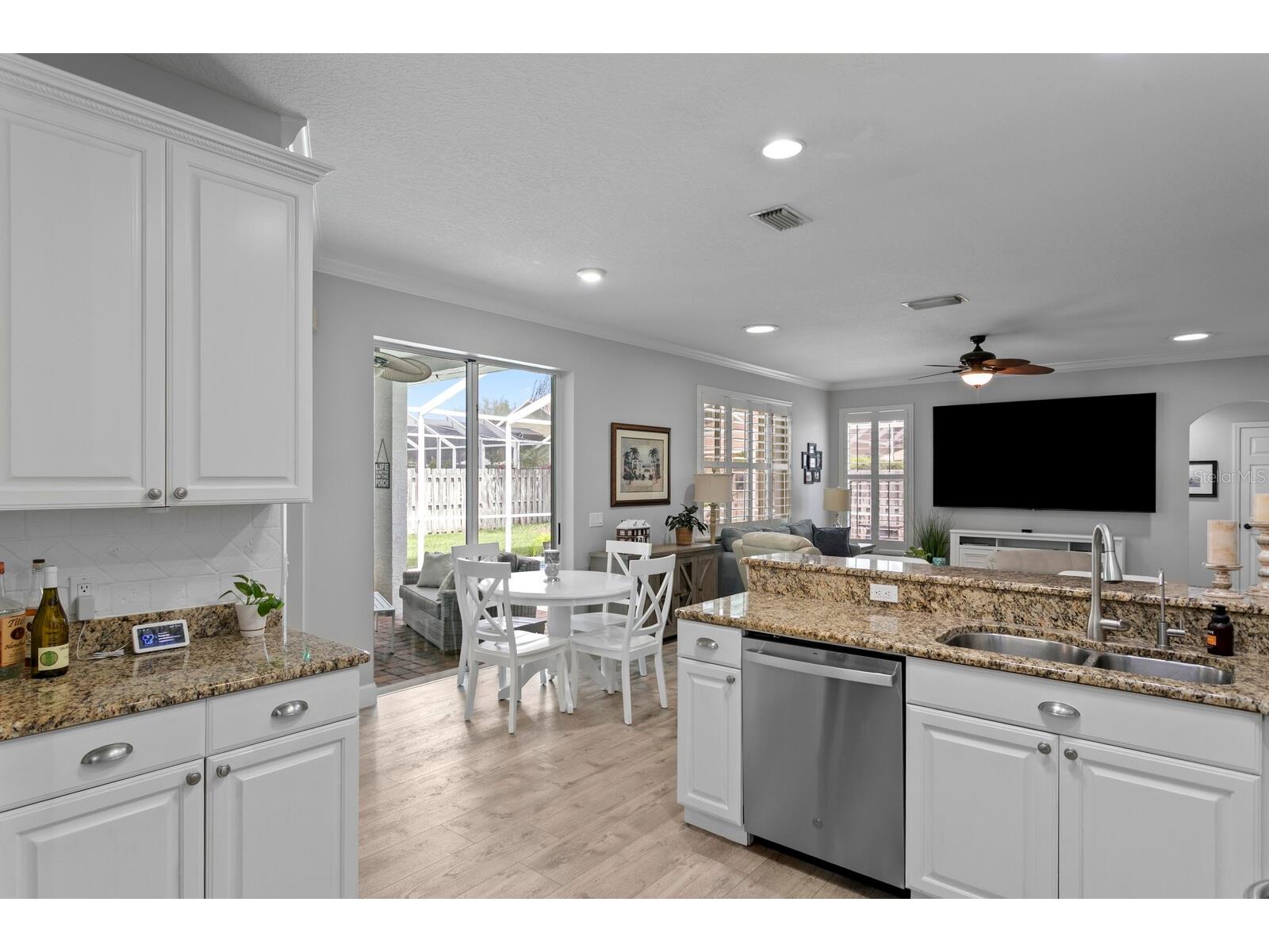 10111 Kingsbridge Avenue Tampa FL 33626 TB8504544 image16