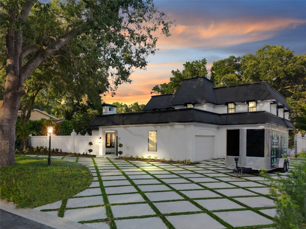 10111 Woodsong Way Tampa FL 33618 T3465898 image1