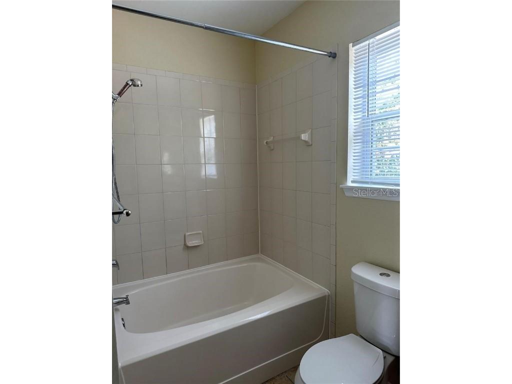 10112 Courtney Palms Boulevard #201 Tampa FL 33619 TB8445338 image13