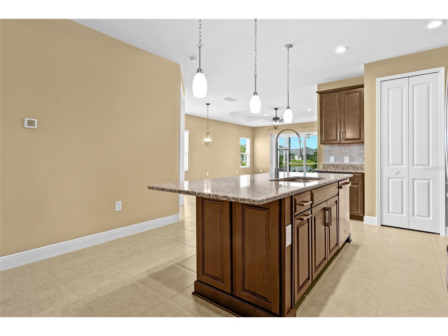 10112 Lake Wales Circle Sarasota FL 34241 A4693765 image10