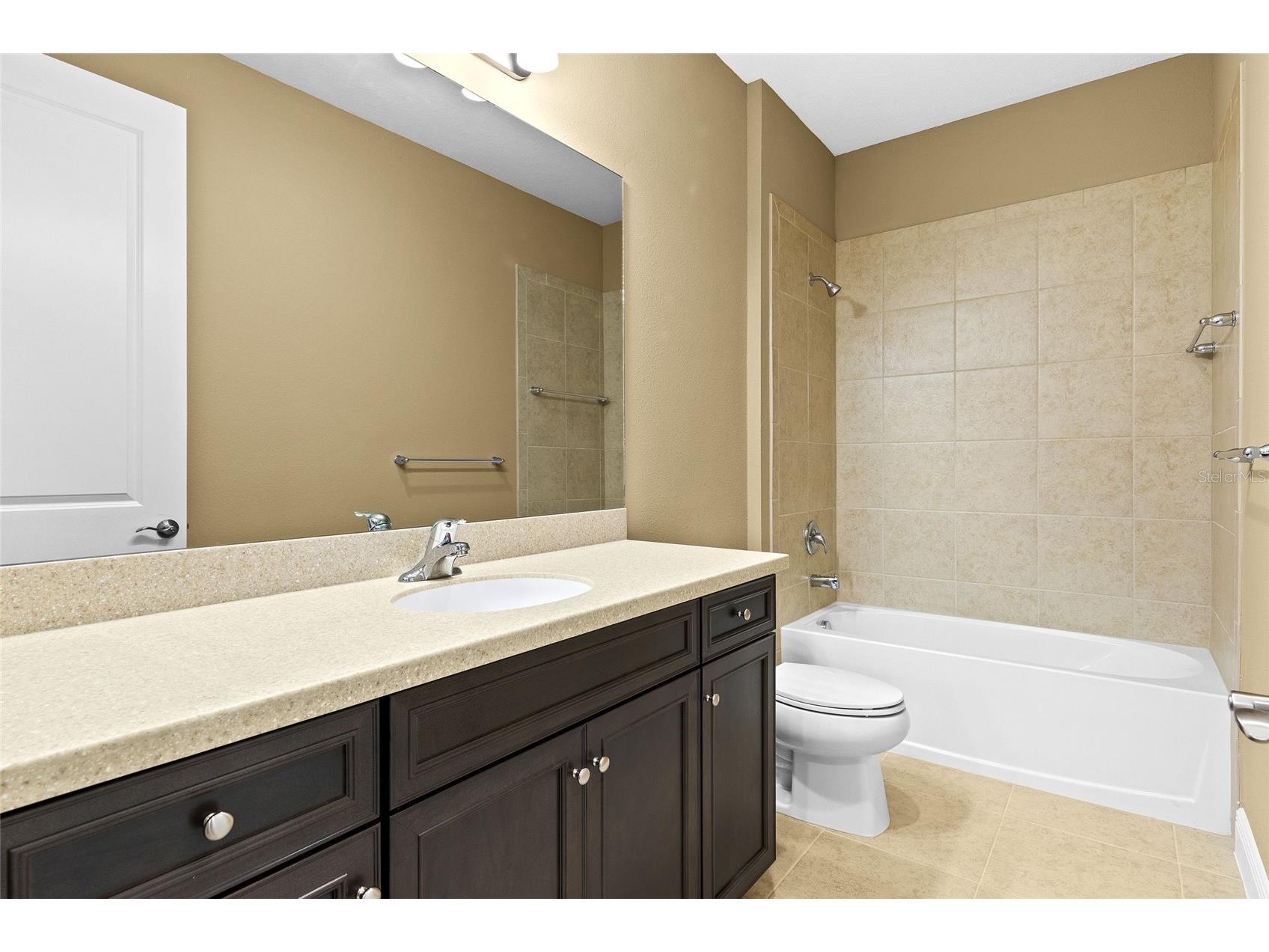 10112 Lake Wales Circle Sarasota FL 34241 A4693765 image14