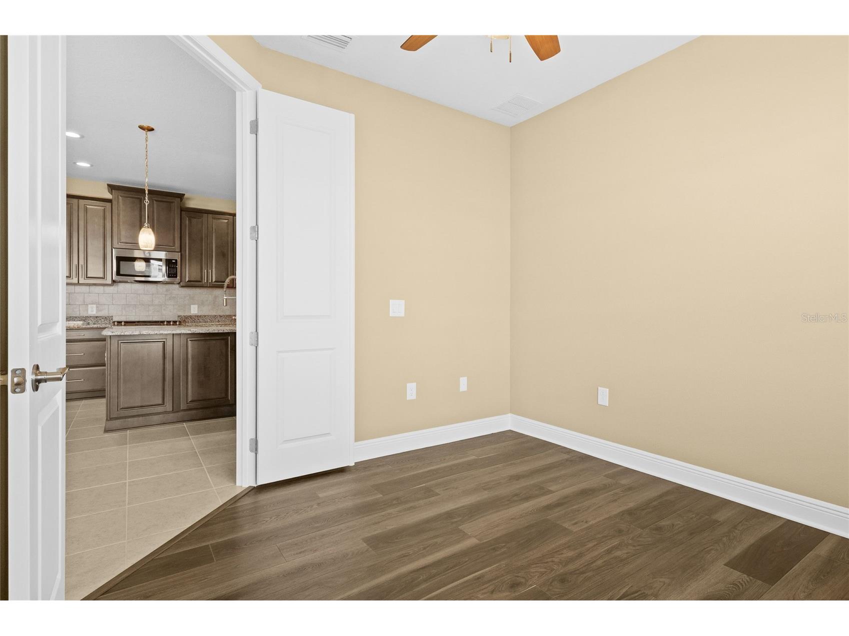 10112 Lake Wales Circle Sarasota FL 34241 A4693765 image32