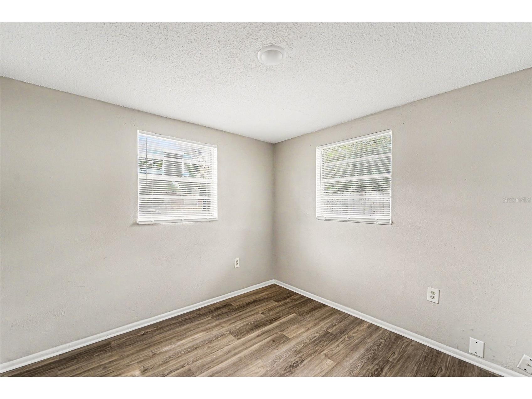 10112 N Lantana Avenue Tampa FL 33612 O6409018 image11