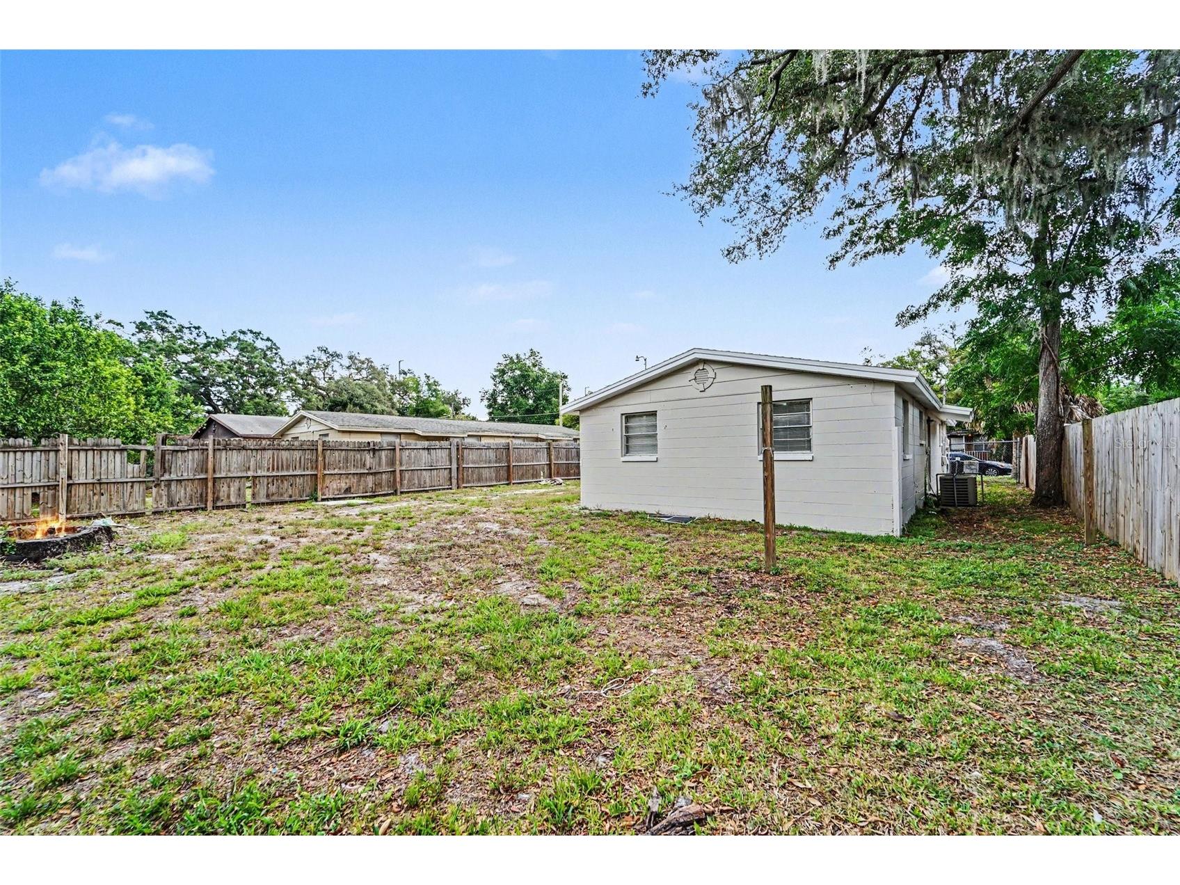 10112 N Lantana Avenue Tampa FL 33612 O6409018 image14