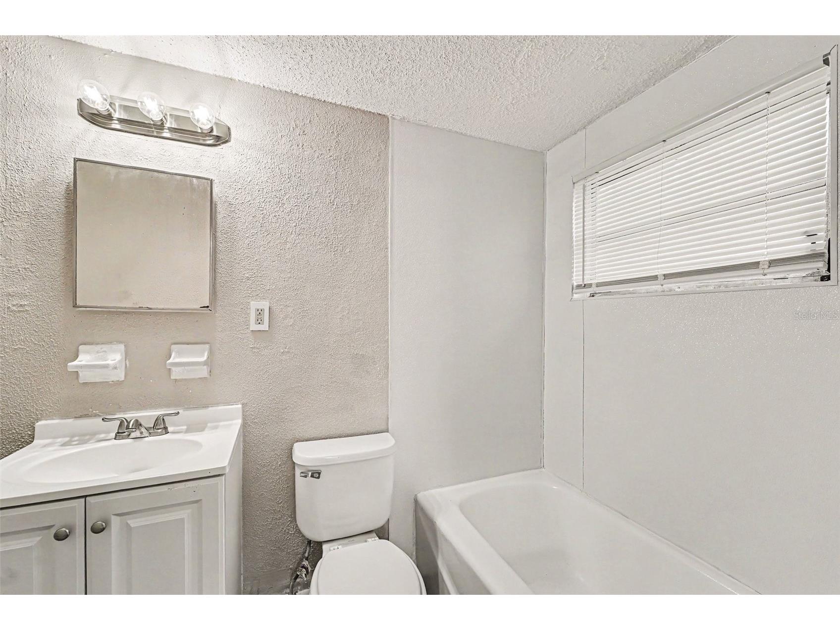 10112 N Lantana Avenue Tampa FL 33612 O6409018 image9