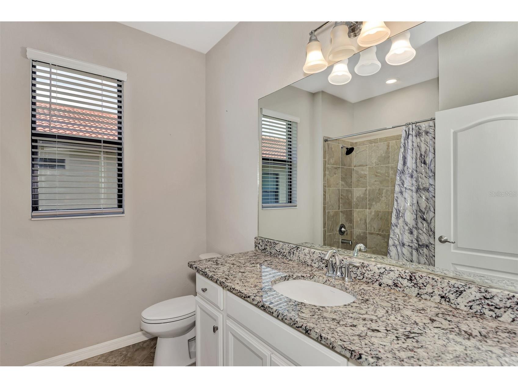 10113 Fiddlewood Drive Venice FL 34293 A4694672 image9