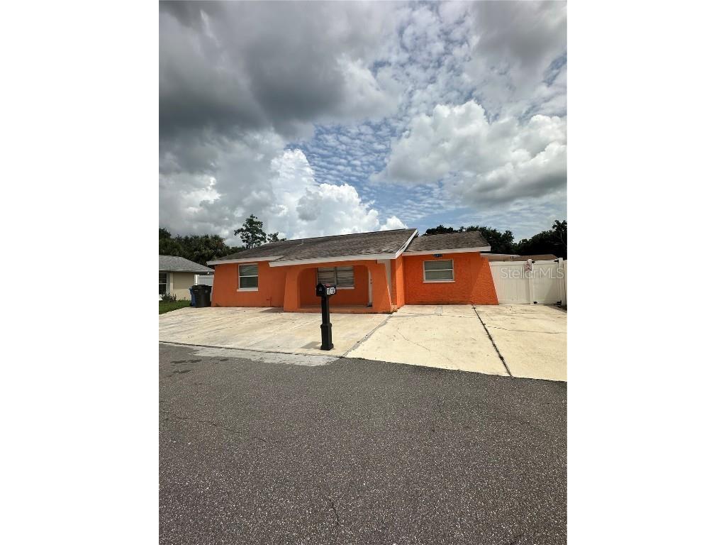 10113 Royal Acres Court Tampa FL 33615 T3545959 image1