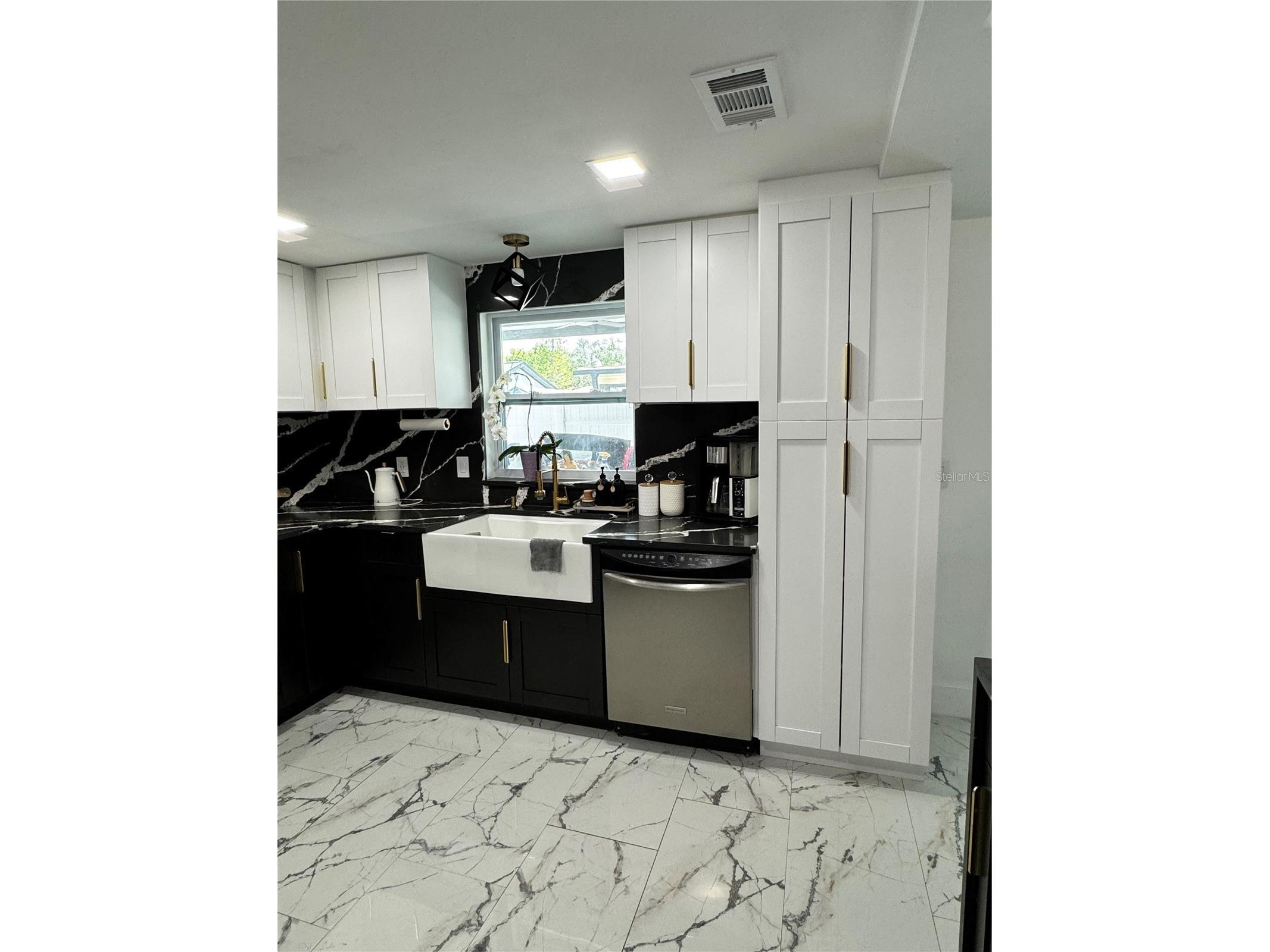 10114 Briarwick Court Tampa FL 33615 TB8518261 image13