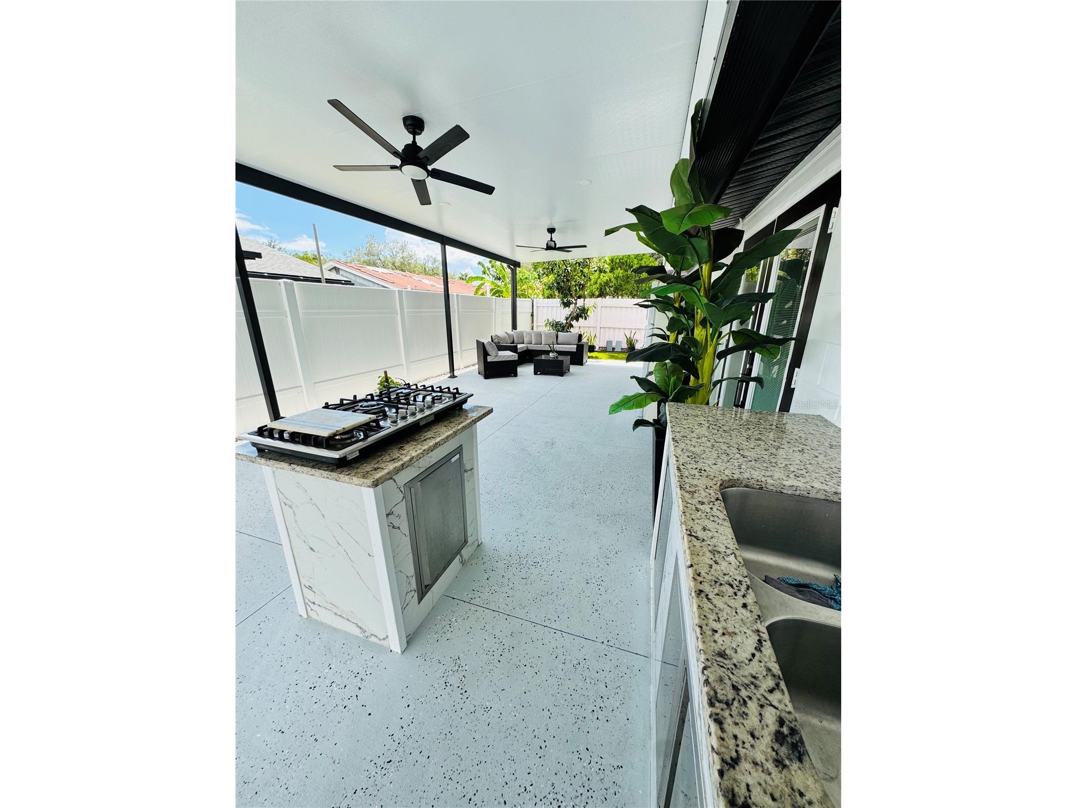 10114 Briarwick Court Tampa FL 33615 TB8518261 image40