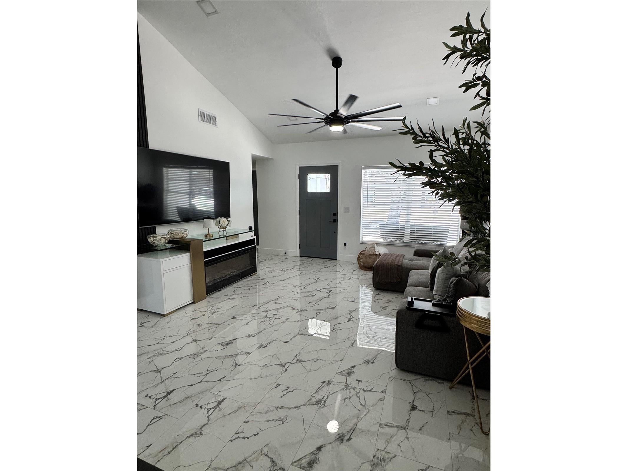 10114 Briarwick Court Tampa FL 33615 TB8518261 image5