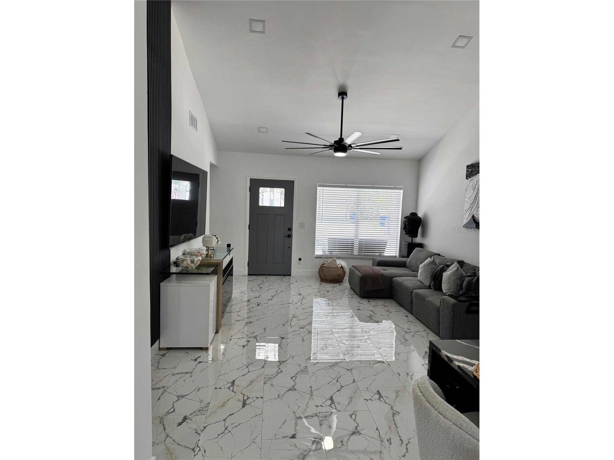 10114 Briarwick Court Tampa FL 33615 TB8518261 image6