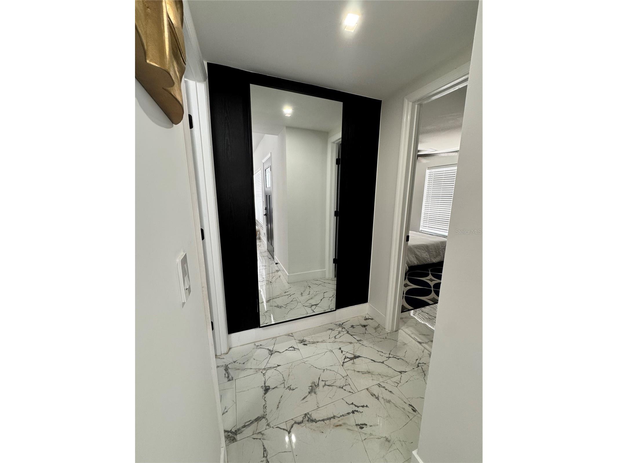 10114 Briarwick Court Tampa FL 33615 TB8518261 image7