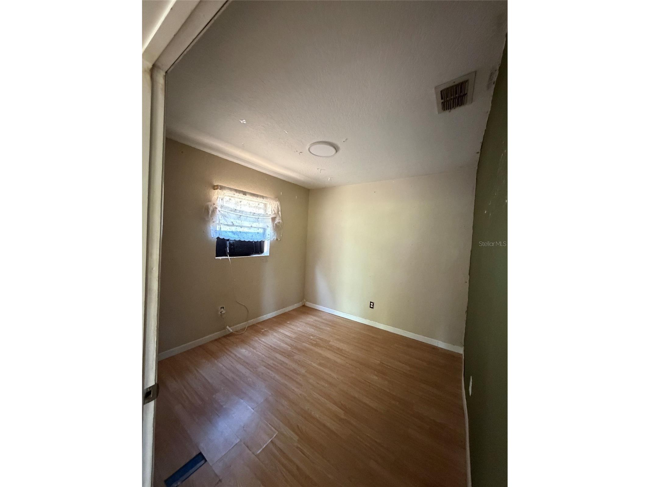 10114 E Columbus Drive Tampa FL 33619 TB8509180 image12