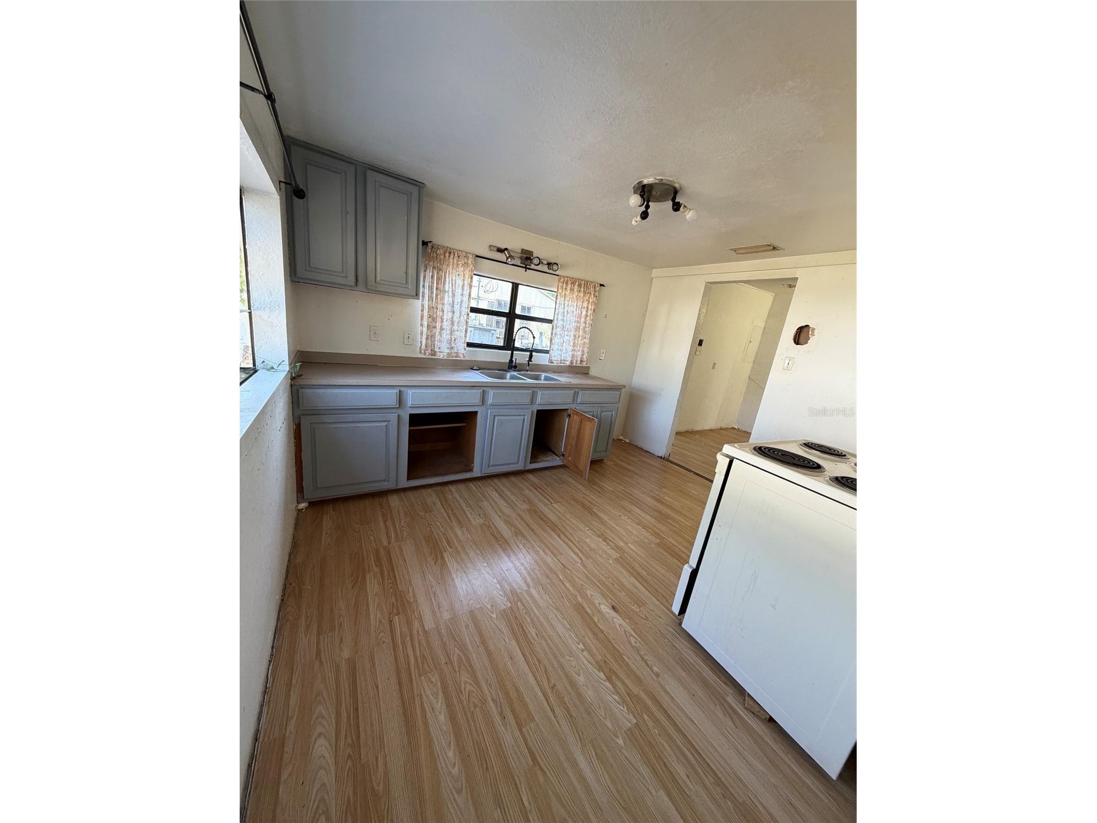 10114 E Columbus Drive Tampa FL 33619 TB8509180 image7