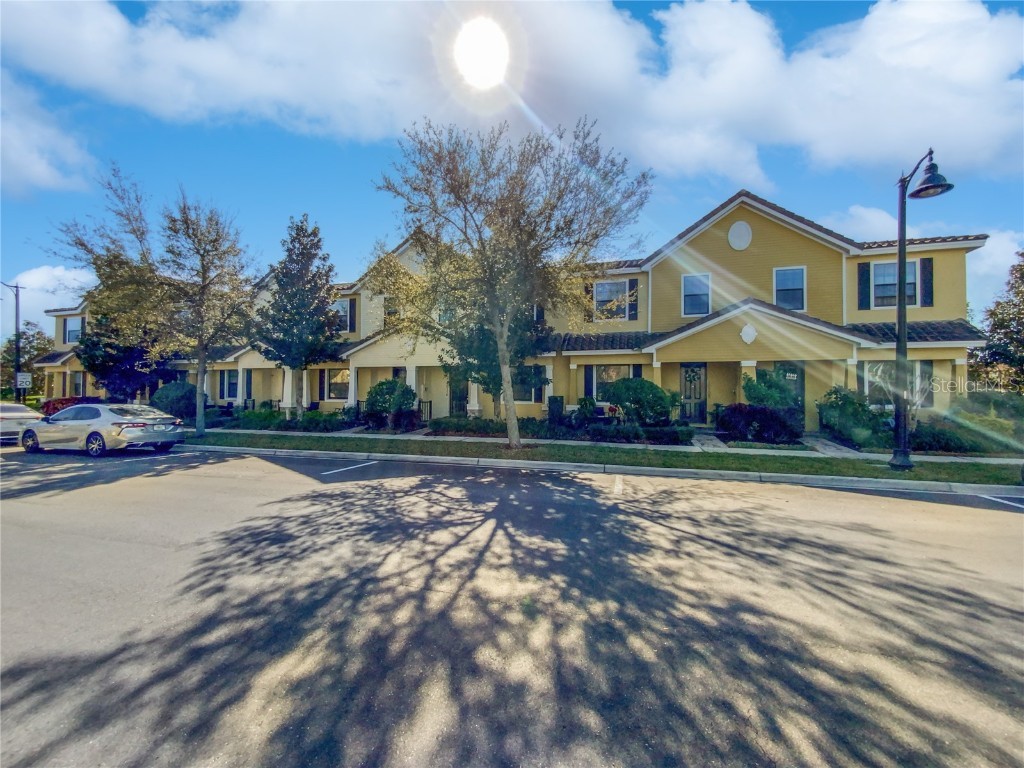 10114 Eagle Creek Center Boulevard Orlando FL 32832 O6181701 image1