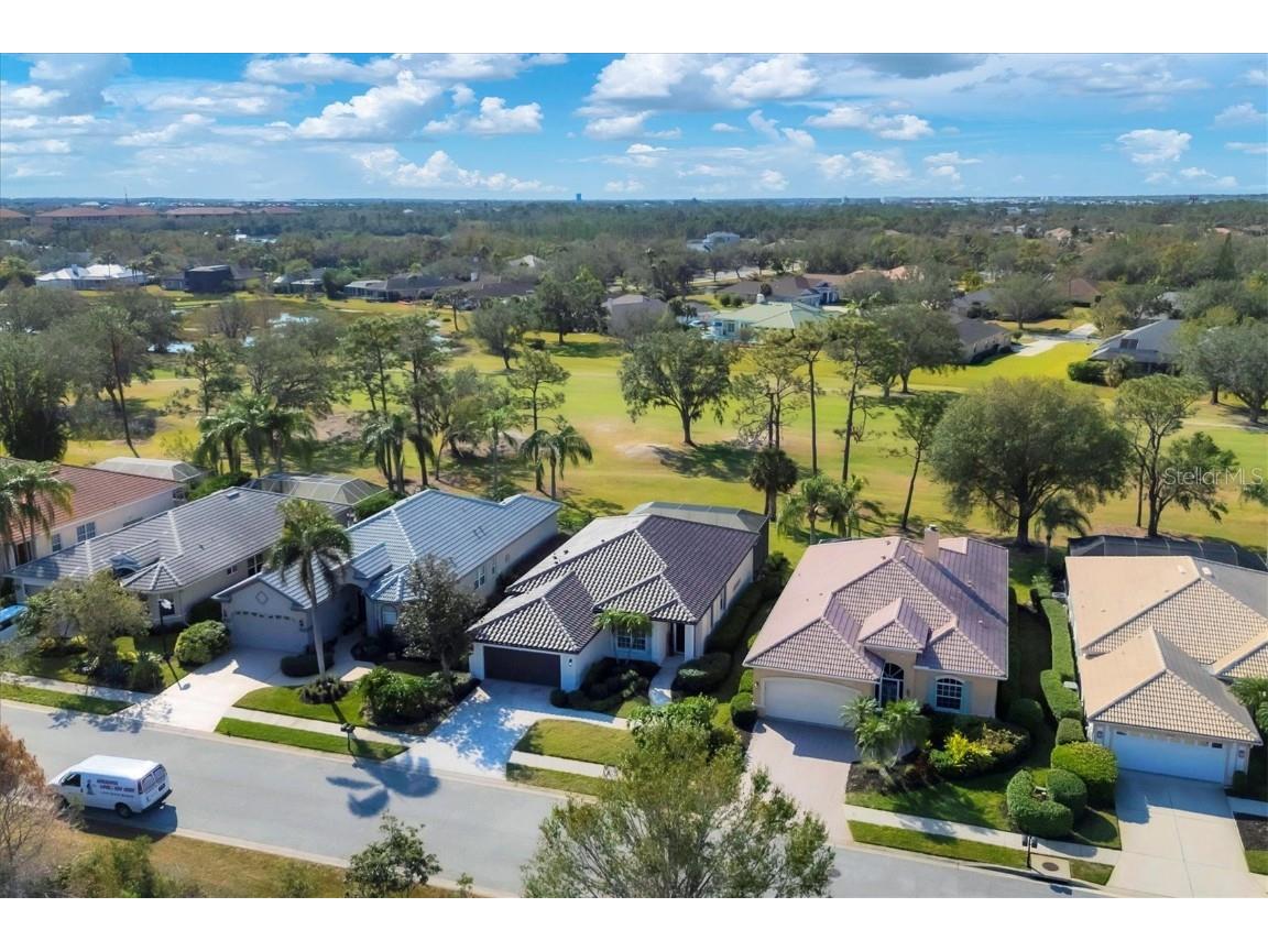 10114 Glenmore Avenue Bradenton FL 34202 A4672652 image2