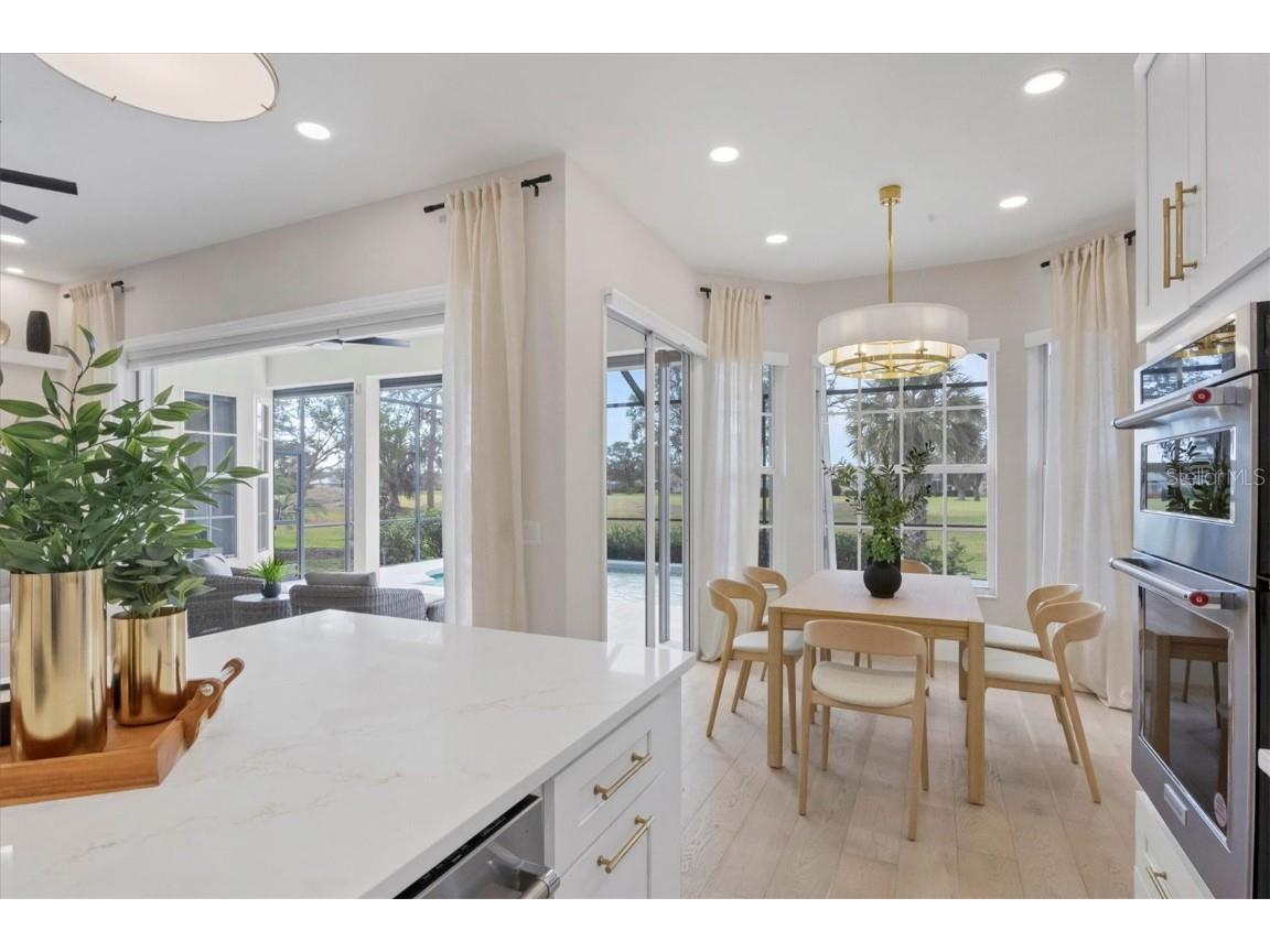 10114 Glenmore Avenue Bradenton FL 34202 A4672652 image22